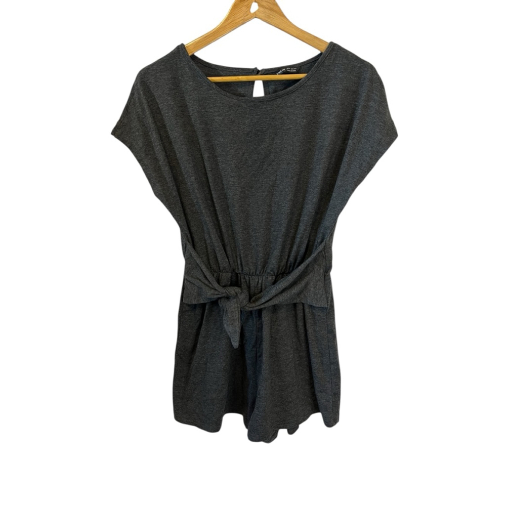 New Without Tags Women's SHEIN Gray Short Sleeve Tie Waist Romper M